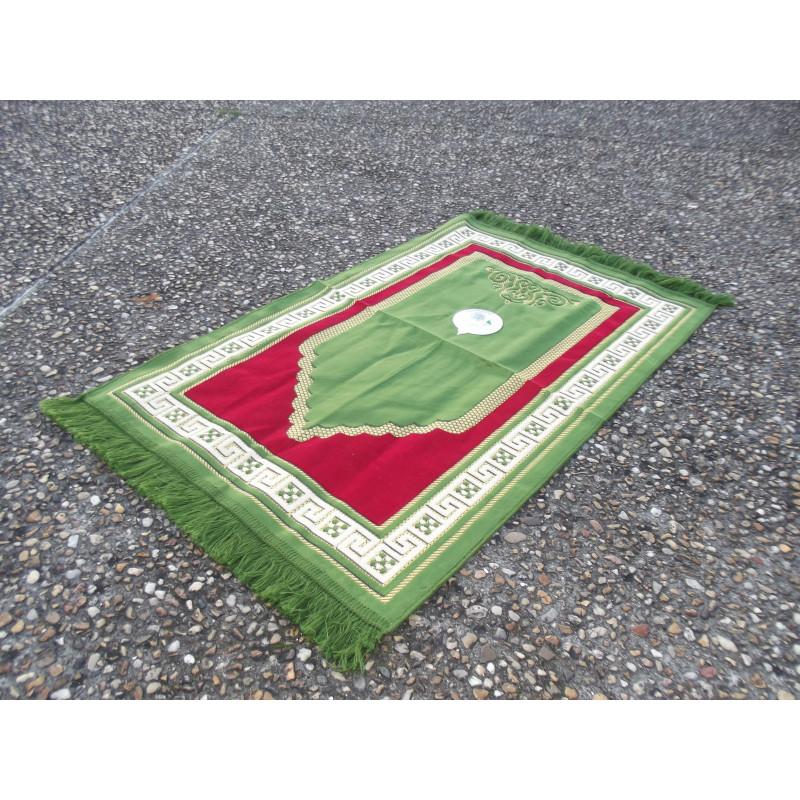Tapis de prières avec boussole intégrée +mode d'emploi - COULEUR VERT Sana Tapis de prière > Boussole 3700495421522 Librairie Musulmane Al-imen